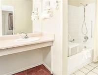 Travelodge Aurora Denver Area Экстерьер фото